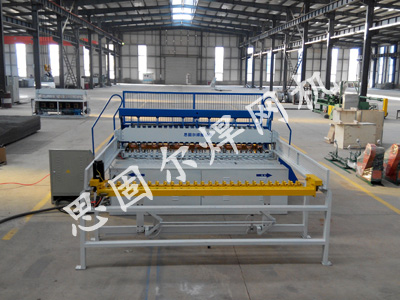 護(hù)欄網(wǎng)焊網(wǎng)機(jī)